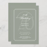 Klassieke deco | Sage en White 70th Birthday Kaart<br><div class="desc">De elegante geometrische lijnen lijst uw gepersonaliseerde 70e verjaardagsinformatie die in klassieke typografie op deze chic verjaardagsuitnodiging wordt geplaatst. U kunt de achtergrond op de voor- en achterzijde aanpassen om uw favoriete kleur aan te passen. Ontworpen door: Thisnotme©</div>