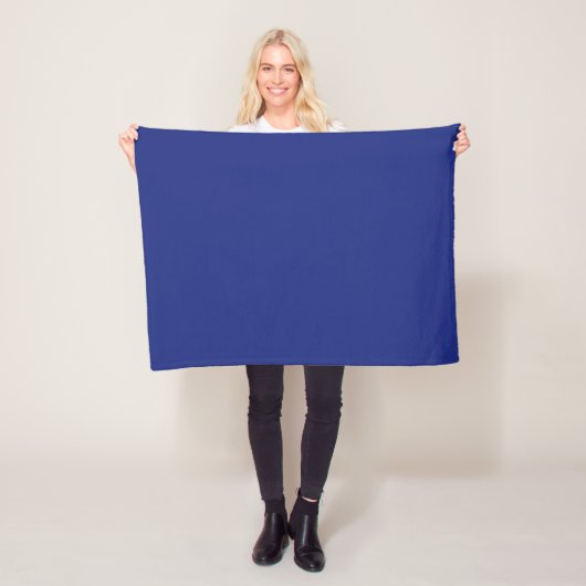 Klassieke donkerblauwe accent fleece deken (In situ)