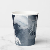 Klassieke, donkere winterscène met gevelkerst papieren bekers (Achterkant)