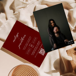 Klassieke Donkerrode Foto Monogram QR Code Huwelij Kaart