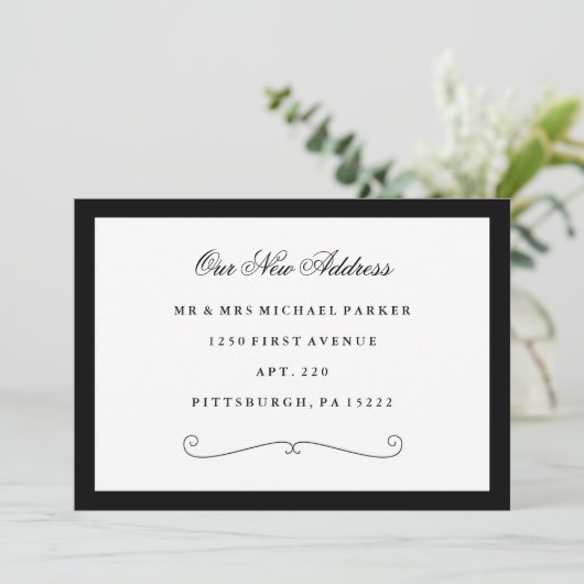 Klassieke Elegant Black en White Change of Address Aankondiging (Staand voorkant)