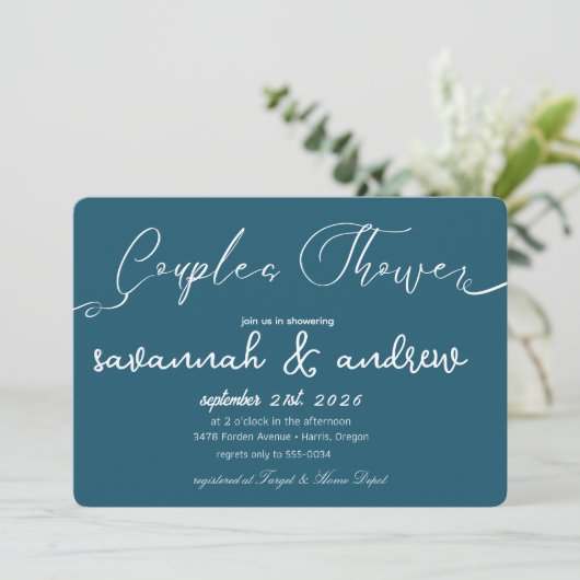 Klassieke Elegant Script Koppels Douche Uitnodigin Kaart (Staand voorkant)