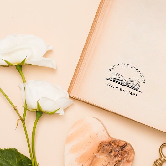 Klassieke elegante bibliotheek boekt aangepaste na rubberstempel