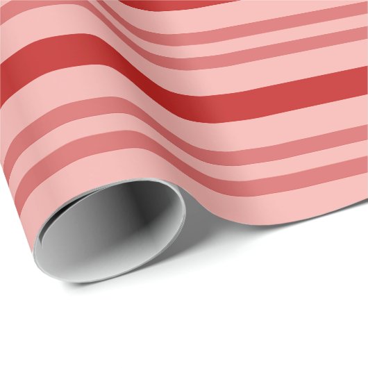 Klassieke Elegante Rode en Roze Candy Cane Stripes Cadeaupapier (Rol Hoek)