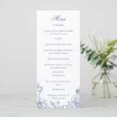 Klassieke Elegante Stofblauwe Bloemige Bruiloft Menu (Staand voorkant)
