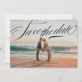 Klassieke Elegante Zwarte Kalligrafie QR Code Foto Save The Date (Voorkant)