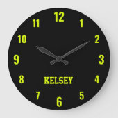 Klassieke en Elegante Zwart en Neon Geel Naam Grote Klok (Voorkant)