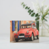 Klassieke Franse auto op een straat in de Provence Briefkaart (Staand voorkant)
