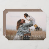 Klassieke gegraveerde witte Typografische Nieuwe J Feestdagenkaart (Voorkant / Achterkant)