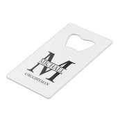 Klassieke Gepersonaliseerde Groomsman Monogram en  Creditkaart Flessenopener (Voorkant Gekanteld)