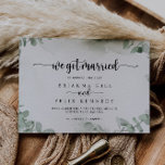 Klassieke groene Eucalyptus Elopement aankondiging<br><div class="desc">Deze klassieke groene eucalyptusontwikkelingsaankondiging heeft een prachtig bijtend design. Het ontwerp is voorzien van prachtige waterverf groene eucalyptusbladeren. Pas de kaart aan met uw huwelijksgegevens en gebruik de sjabloon op de achterzijde om een adreswijziging aan te kondigen,  voor ontvangstgegevens of andere gegevens die u wilt delen.</div>
