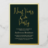 Klassieke Groene Oud en Nieuw Feestuitnodiging Folie Uitnodiging (Voorkant)