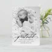 Klassieke handschrift Script Baby's eerste nieuwe  Feestdagenkaart (Staand voorkant)