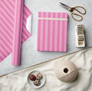 Klassieke helder hete meidachtige roze ombre strep cadeaupapier