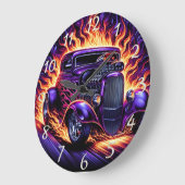 Klassieke hete staaf met vurige vlammen bij zonson grote klok (Hoek)