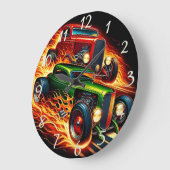 Klassieke hot rods racen door vurige paden grote klok (Hoek)