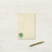 Klassieke Ierse Lucky Shamrock Post-it® Notes (Op bureau)