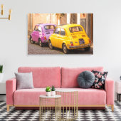 Klassieke italiaanse fiat 500 auto's in Rome Itali Canvas Afdruk (Insitu (Woonkamer))