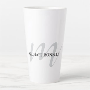 Klassieke kalligrafie monogram professioneel latte mok