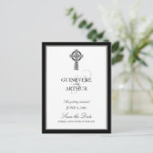 Klassieke Keltische Cross Wedding Save the Date Aankondigingskaart (Staand voorkant)