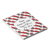 Klassieke kernen dozen met zoete rode rugro-auto notitieblok (Schuin)