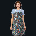 Klassieke kerst Baubles Schort<br><div class="desc">Voel je een beetje feestelijk dit vakantieseizoen met dit overal gedrukte geschreeuw met een patroon van klassieke kerstcadeautjes. Het is het perfecte geschenk om iemand te geven die van Kerstmis houdt,  of het voor jezelf te houden om te draag terwijl je je favoriete kerstkoekjes bakt.</div>