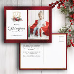 Klassieke Kerst Floral Crest Foto Feestdagenkaart<br><div class="desc">Dit elegante en formele maar feestelijke vakantieontwerp is voorzien van klassieke handgetekende gouden bloemkam geaccentueerd door een kleurrijke spray van rode en witte kerstbloemen en evergreens. Deze aangepaste sjabloon bevat bewerkbare tekstvelden en fotomasjabloon,  een aangepaste kalligrafietekstafbeelding en een luxe rode verloopachtergrond.</div>
