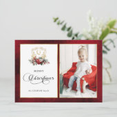 Klassieke Kerst Floral Crest Foto Feestdagenkaart (Staand voorkant)