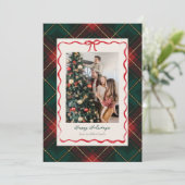 Klassieke Kerstkaart met ruitdessin en rode lint (Staand voorkant)