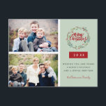 Klassieke kerstmis met twee foto's op maat briefkaart<br><div class="desc">Klassiek vakantiekaartontwerp met een winterbloemen- en bessenkrans en twee foto's sjabloon op een elegante salie groene achtergrond. Briefkaart reverse kan volledig worden aangepast met een bericht en afzender adres. Het is de perfecte manier om feestvreugde en creëer blijvende herinneringen voor uw dierbaren te verspreiden. Fotografie © Kate Williams: https://www.flickr.com/people/kate_williams/ en...</div>