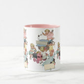 Klassieke kinderen die plezier hebben met speelgoe mok (Midden)