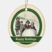 Klassieke kinderen spelen in de winter keramisch ornament (Links)