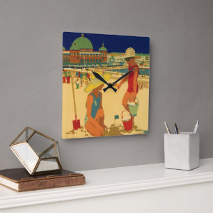 Klassieke kinderen, zusters familie vakantie aan h vierkante klok