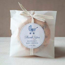 Klassieke kinderwagen blauw witte baby shower favo ronde sticker