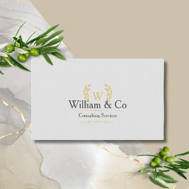 Klassieke laurel krans grijs goud monogram visitekaartje