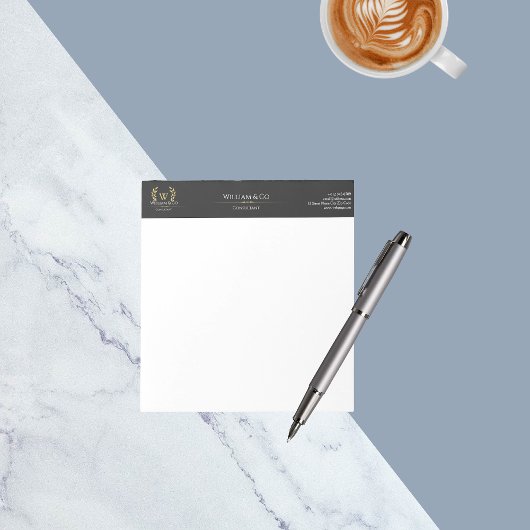 Klassieke laurel krans zwart goud monogram notitieblok