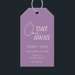 Klassieke lavendel een dag weg repetitie diner cadeaulabel<br><div class="desc">Klassieke Lila Lavendel Een dag weg Repetitie Diner Dank u Gift Labels</div>