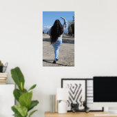 Klassieke lengte haar en sneeuw op de bergen poster (Thuiskantoor)