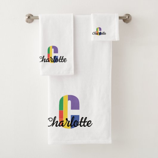 Klassieke letter C gekleurd monogram wit Bad Handdoek (Insitu)