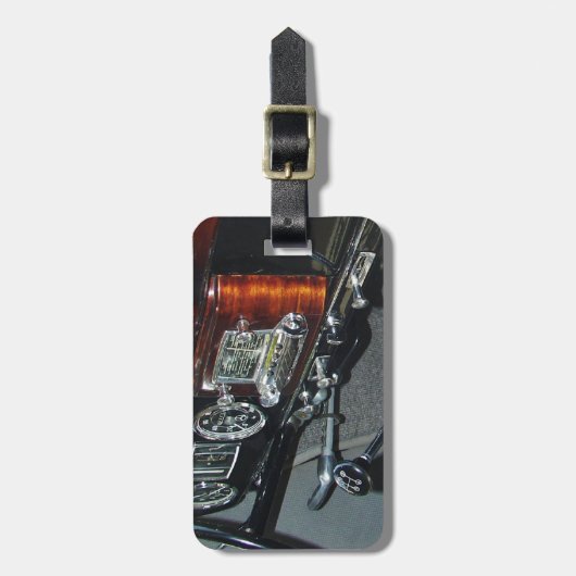 Klassieke Mercedes dashboard. Bagagelabel (Voorkant verticaal)