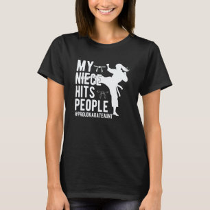 Klassieke Mijn nicht slaat mensen Trots Karate tan T-shirt