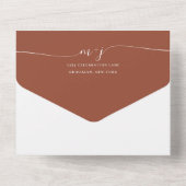 Klassieke minimalistische terracotta Monogram Wedd All In One Uitnodiging (Achterkant)