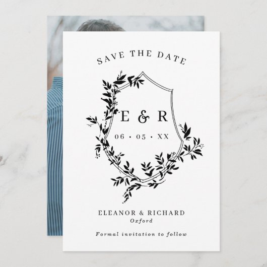 Klassieke Monogram Crest Zwart & Wit Bruiloft Save The Date (Voorkant / Achterkant)