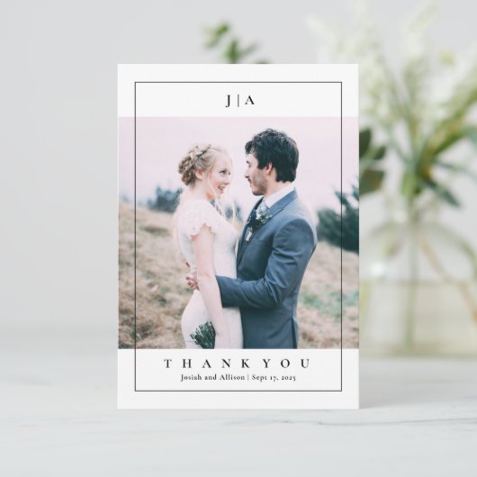 Klassieke monogram foto-bruiloft bedankkaart (Staand voorkant)