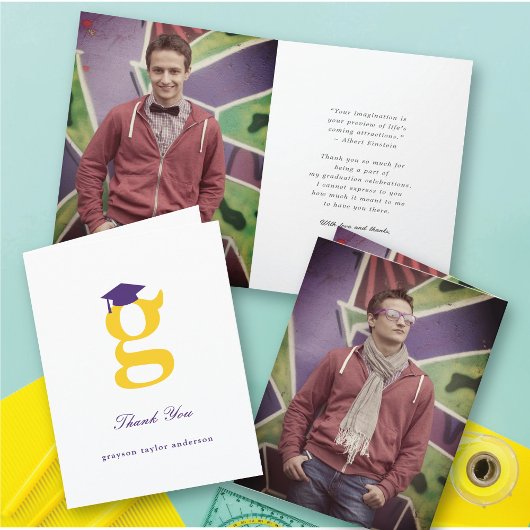 Klassieke monogram G Graduation Cap Modern Foto Bedankkaart