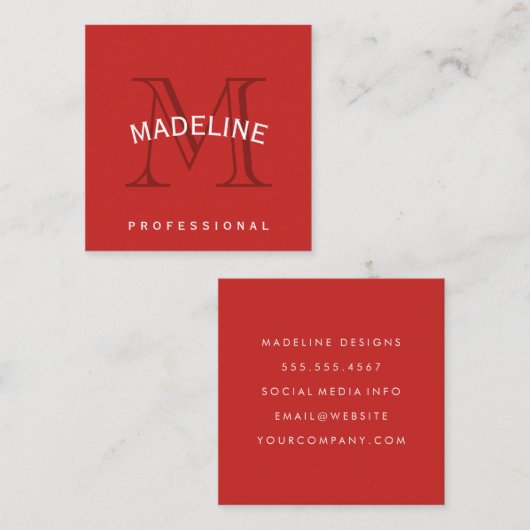 Klassieke monogram rood met boogtekst vierkante visitekaartje (Voorkant / Achterkant)