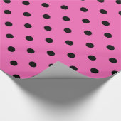 Klassieke, mooie, elegante roze & zwarte stippen cadeaupapier (Hoek)