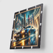 Klassieke Muscle Car tegen futuristisch stadsbeeld Vierkante Klok (Hoek)