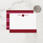 Klassieke naam Gepersonaliseerde Maroon Floral Notitiekaartje (Voorkant / Achterkant in situ)
