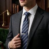 Klassieke Navy Blue en Witte Executive Pinstripe Stropdas